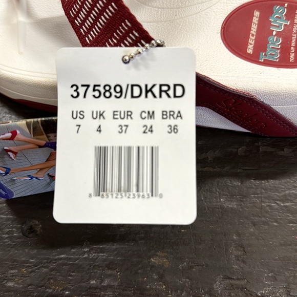 Skechers Tone Up Sandals - Picture 8 of 8